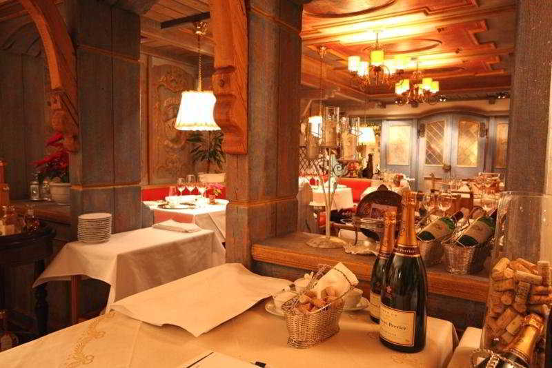 Relais & Chateaux Schonegg Zermatt Restoran gambar